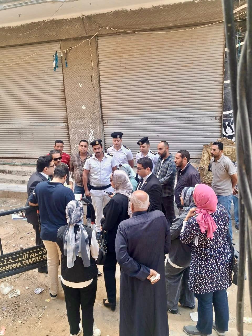 النيابة الإدارية تفحص واقعة ميل عقار أمبروزو المكون من 14 طابق بالإسكندرية (5)