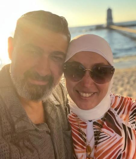 ياسر جلال وزوجته فى الاسكندرية ياسر جلال وزوجته فى الاسكندرية