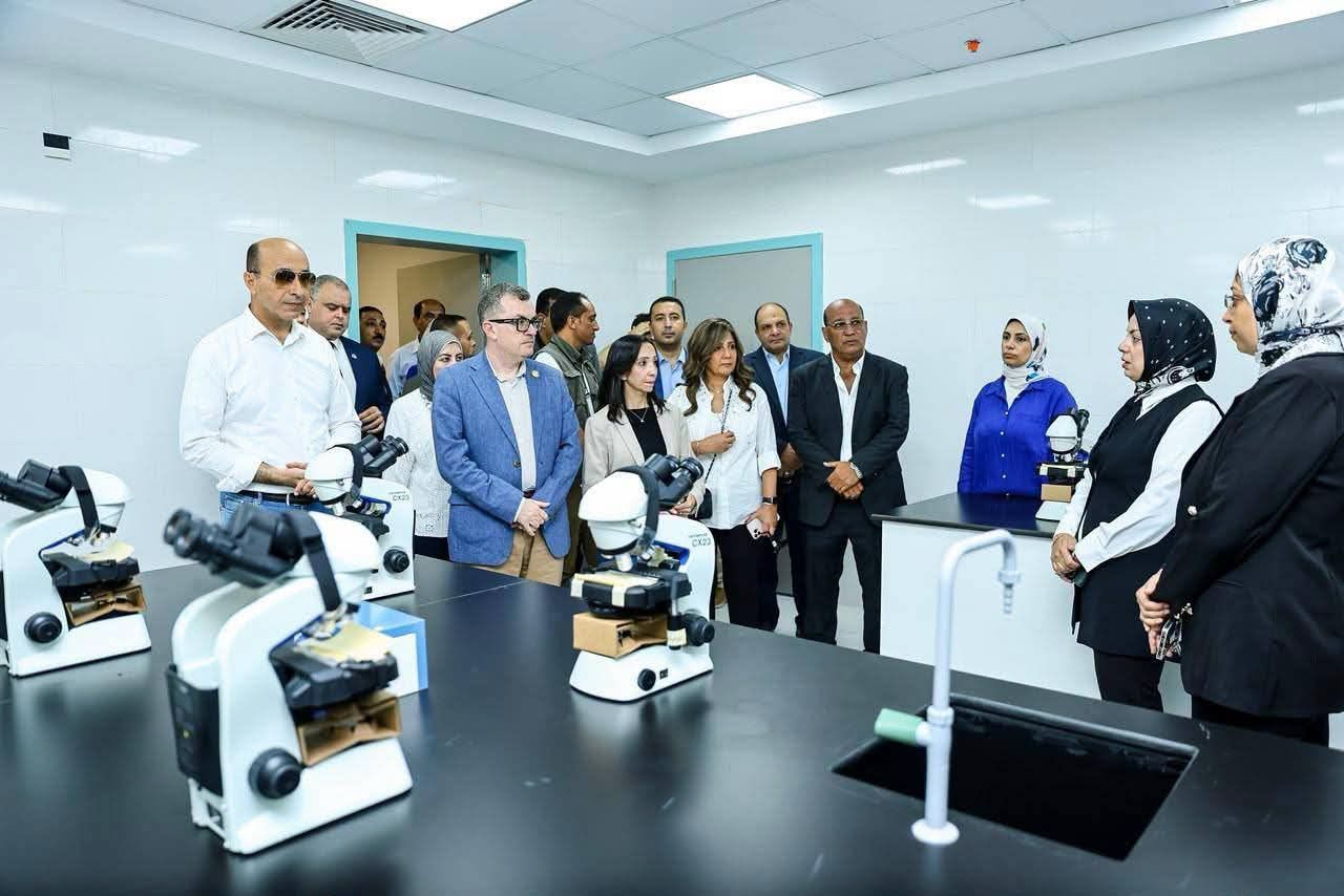 وزير التخطيط يتفقد المشروع الطبى بدمنهور
