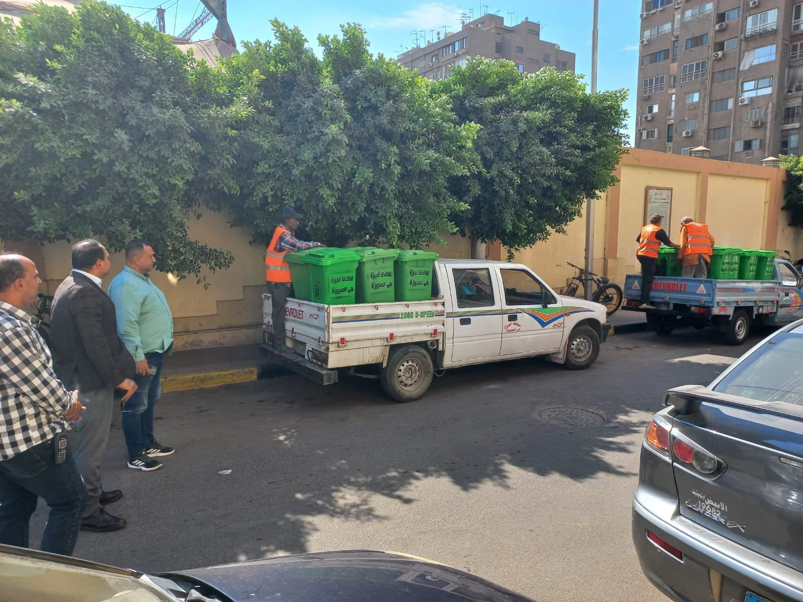 توزيع صناديق قمامة توزيع صناديق قمامة