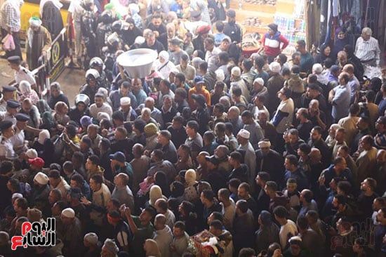زحام شديد بمولد السيد البدوي زحام شديد بمولد السيد البدوي