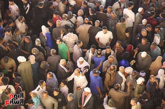 زفة فى مولد السيد البدوي (1) زفة فى مولد السيد البدوي (1)