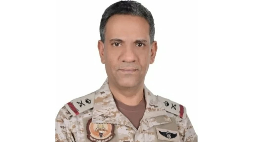 الدفاعات السعودية تسقط صاروخاً حوثياً فوق الطائف