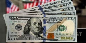 أسعار الدولار في البنوك المصرية تتجاوز 54 جنيهاً للبيع مساء الإثنين