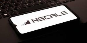 "إنسكل" تتفاوض مع "أنثروبيك" لصفقة حوسبة بقيمة خمسة وأربعين ملياراً