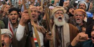 صحيفة سعودية تتحدث عن جرس إنذار أخير أمام اليمنيين جميعًا