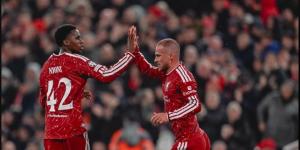 ليفربول يتعادل مع فياريال 2-2 في الشوط الأول بدوري الأبطال