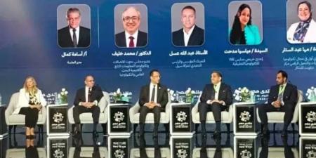 وزير الاتصالات: فرص عمل بأجور مناسبة في صدارة أولويات الوزارة