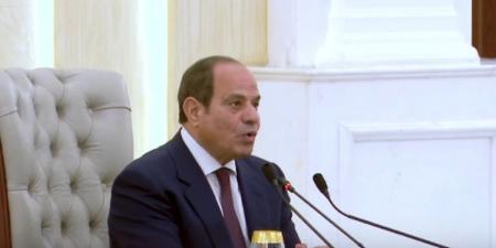 الرئيس السيسي: "اوعوا يفوتكوا ربي.. أنا بحبه وعايز أتكلم عنه على طول"