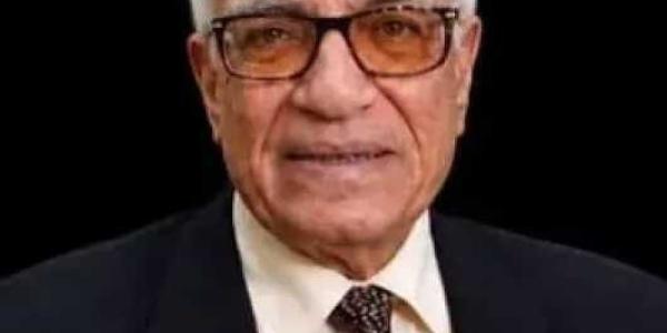 هيئة الكتاب تنعى الدكتور أحمد زكريا الشلق عضو مجلس إدارتها ورئيس تحرير سلسلة «تاريخ المصريين»
