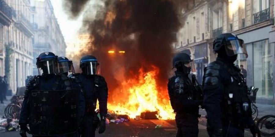 غلاء المعيشة يشعل غضب الشارع الأوروبي ويضع الحكومات تحت الضغط