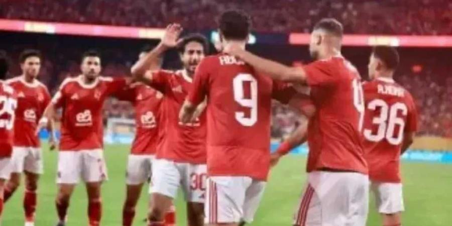 الأهلي يُسرع في حسم مصير ثلاثي عقدهم قريباً