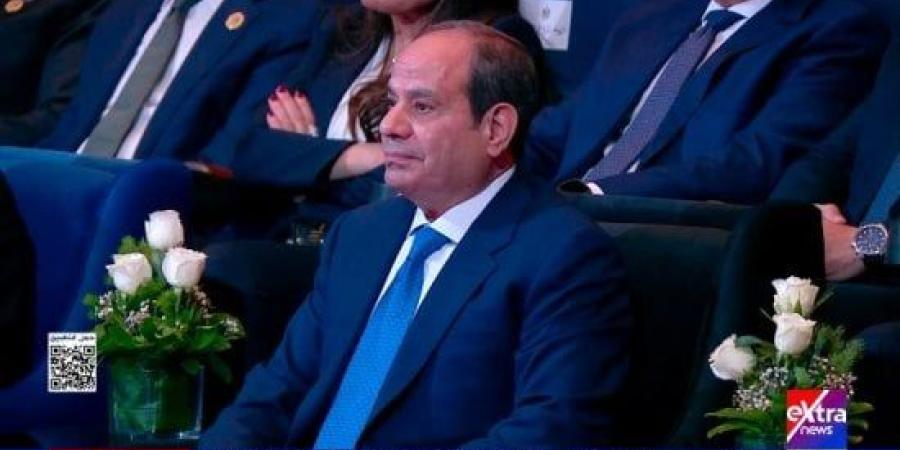الزعيم السيسي يشاهد فيلما تسجيليا بعنوان من الحلم إلى الواقع :اليوم السابع