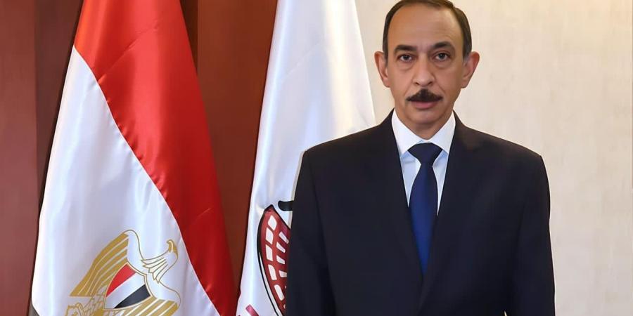 فصل طالب عاما كاملا بعد طعنه معلما بسوهاج