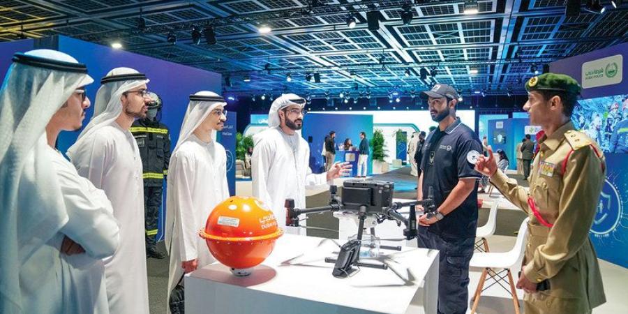 شرطة دبي تستعرض خدماتها بقطاعات البيئة والطاقة والمياه خلال «ويتيكس»