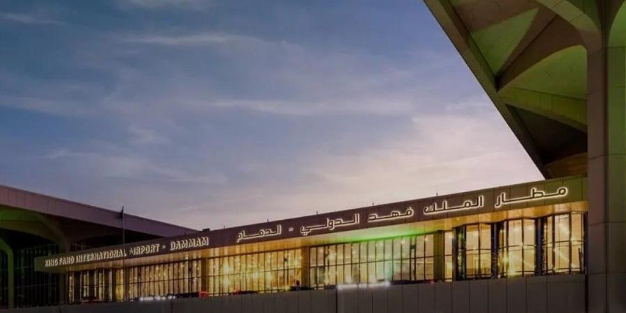 ارتفاع ضحايا هجوم الحوثيين على مطار الملك فهد إلى قتيلين و8 جرحى بينهم مقيم يمني