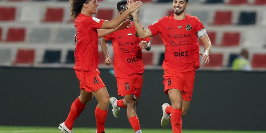 شباب الأهلي يُخمد "ريمونتادا العين" في "قمة الجنون".. ويجرّده لقب الكأس
