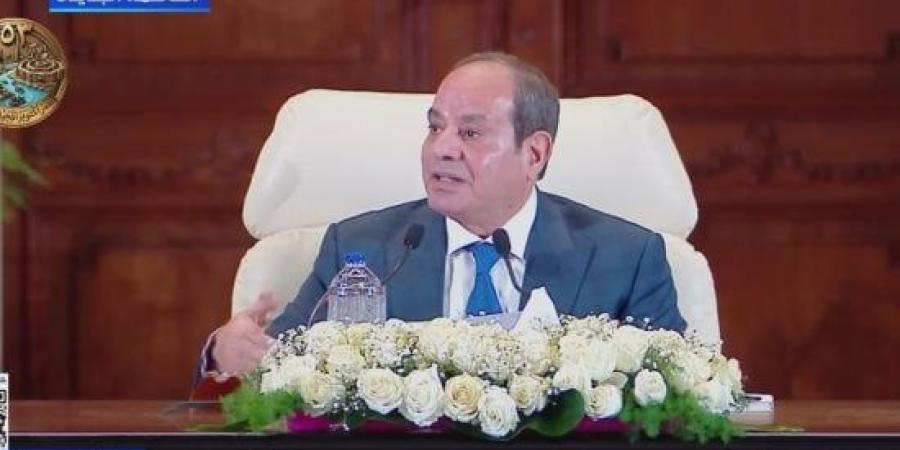 فخامة الرئيس السيسي: استهداف 2011 كان يهدف لإسقاط المؤسسة الأمنية والجيش :اليوم السابع