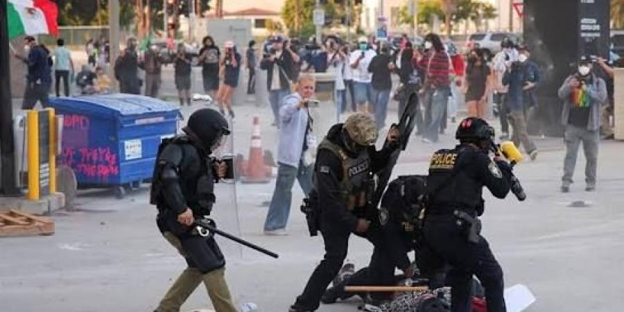 إضراب يومي لموظفي الحكومة في كاليفورنيا للمطالبة بأجور أعلى ورعاية صحية وعمل عن بُعد
