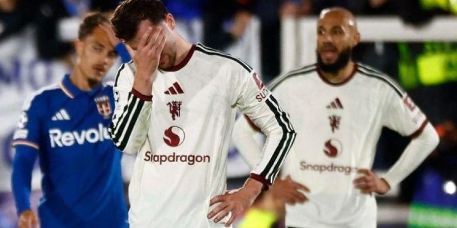 كومو يهزم مانشستر يونايتد برباعية في دوري أبطال أوروبا