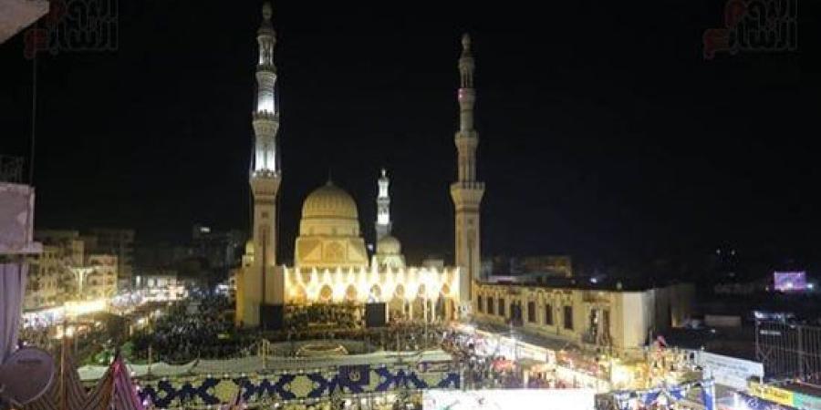 مسجد السيد البدوي يتزين بالأنوار احتفالا في الليلة الختامية لمولده :اليوم السابع