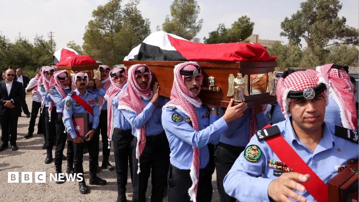 الأردن يعتقل ثلاثة رجال يشتبه في قيامهم بهجوم مميت على الكنيسة بعد تبادل لإطلاق النار