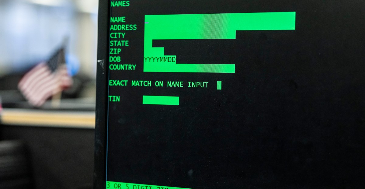 OpenAI تعلن تقدماً في ترحيل أنظمة COBOL القديمة إلى لغات برمجة حديثة