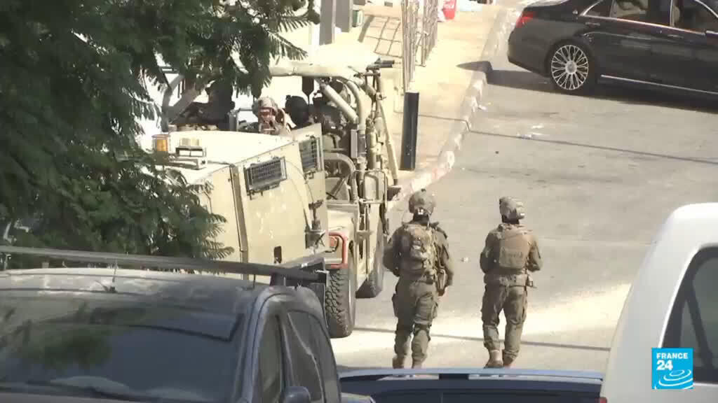 الضفة الغربية: تهجير عائلات قسرياً في الخليل