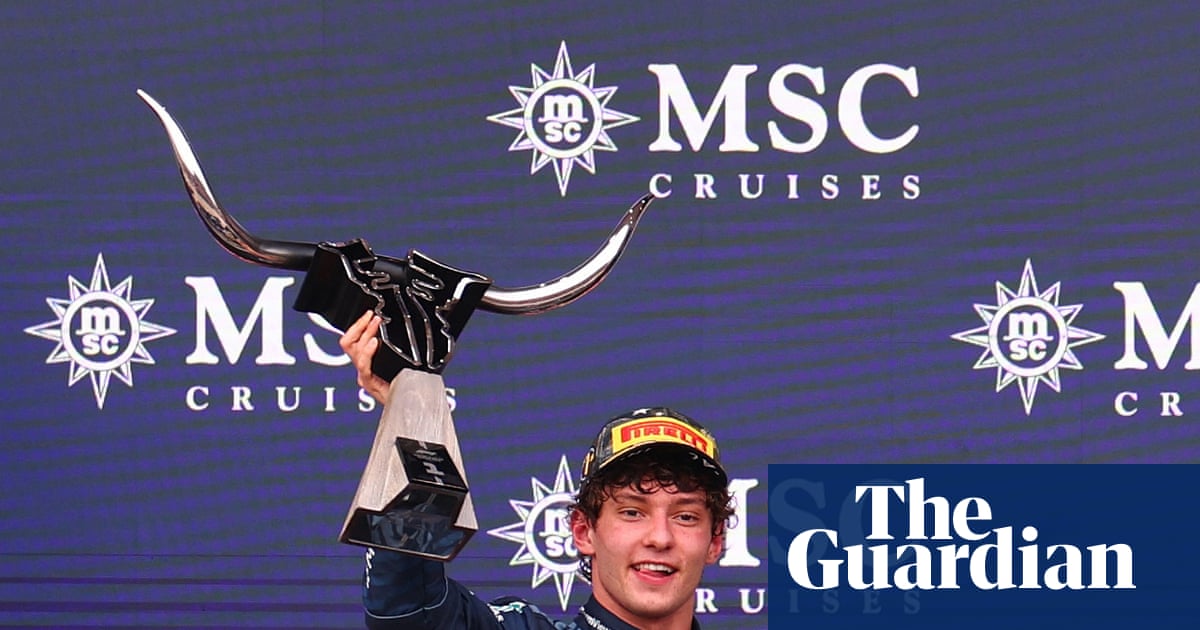 كيمي أنتونيلي يقتحم فوز US F1 GP لكنه مضطر لانتظار مجد اللقب