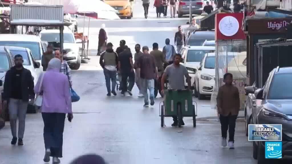 ويخشى الفلسطينيون في الضفة الغربية من تصاعد العنف إذا ظل نتنياهو رئيسا للوزراء
