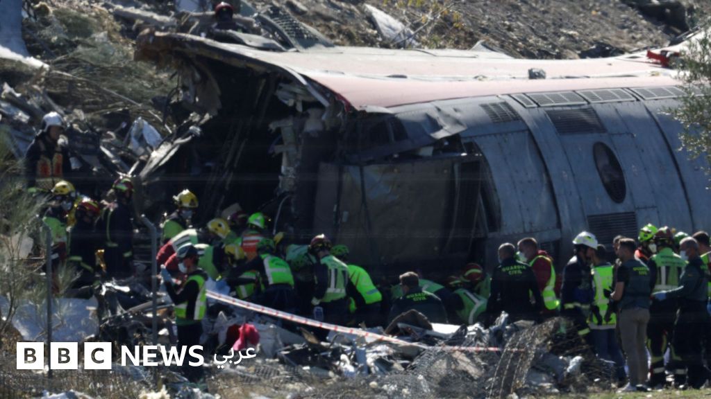 تصادم قطارين فائقي السرعة في إسبانيا يقتل 64 شخصاً على الأقل